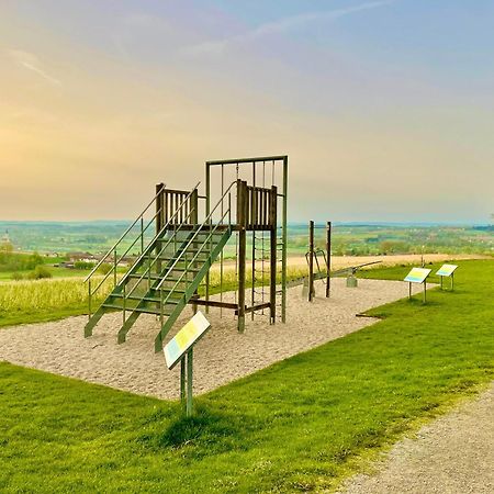 Hallelujah - Wunderschoenes Und Gepflegtes Apartment Mit Bademantelgang Zur Therme Bad Griesbach  Exterior photo